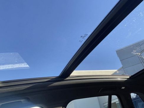 Used 2024 BMW X5 xDrive40i w/ Premium Package image 21