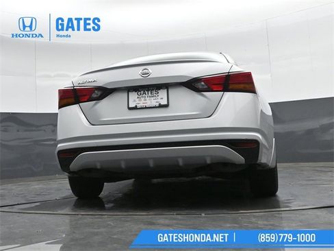 Used 2022 Nissan Altima 2.5 S image 30