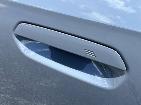 New 2025 BMW X1 xDrive28i w/ M Sport Package image 32