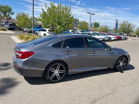 Used 2022 Honda Accord Touring image 5