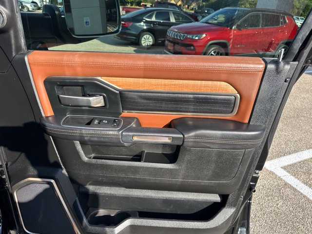 Used 2020 RAM 2500 Limited AWD/4WD image 57