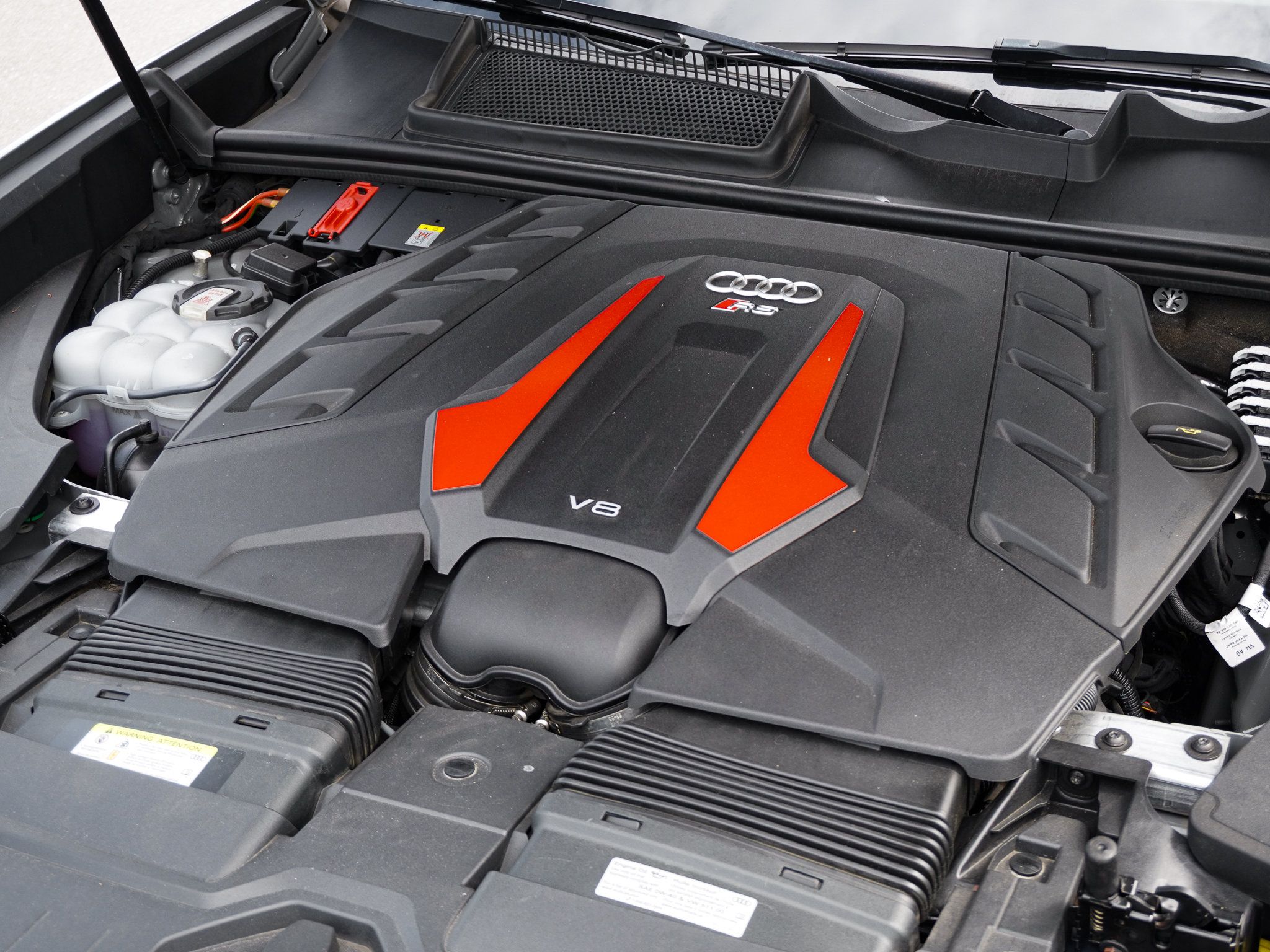 Used 2022 Audi RS Q8 AWD/4WD image 39