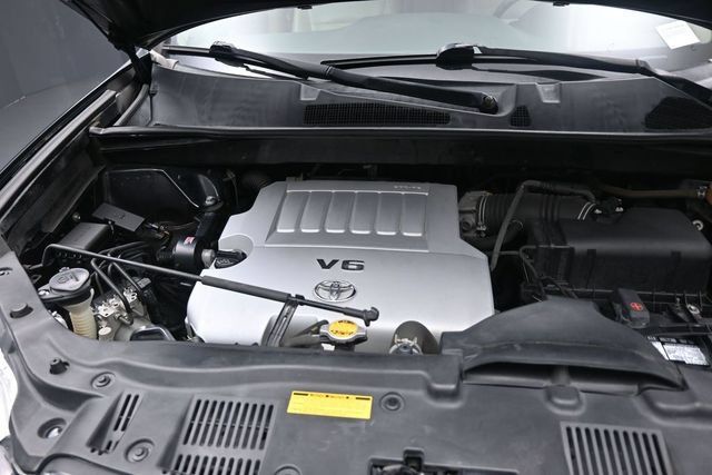 Used 2009 Toyota Highlander Limited w/ Extra Value Pkg 8 FWD image 30