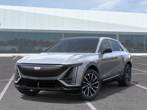 New 2025 Cadillac Lyriq Sport image 7