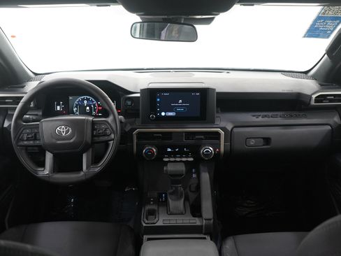 Used 2025 Toyota Tacoma SR image 15
