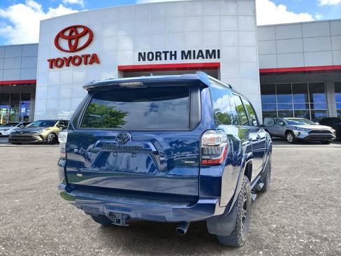 Used 2022 Toyota 4Runner SR5 Premium w/ Moonroof Package image 4