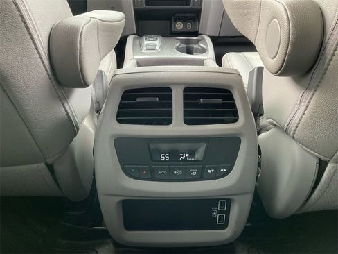 Used 2022 Honda Pilot Special Edition image 23