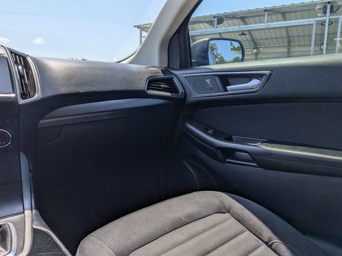 Used 2018 Ford Edge SE AWD/4WD image 16