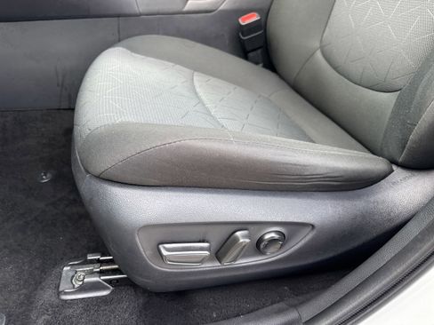 Used 2024 Toyota RAV4 XLE image 12