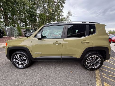 Used 2015 Jeep Renegade Limited w/ Safety & Security Group I image 3
