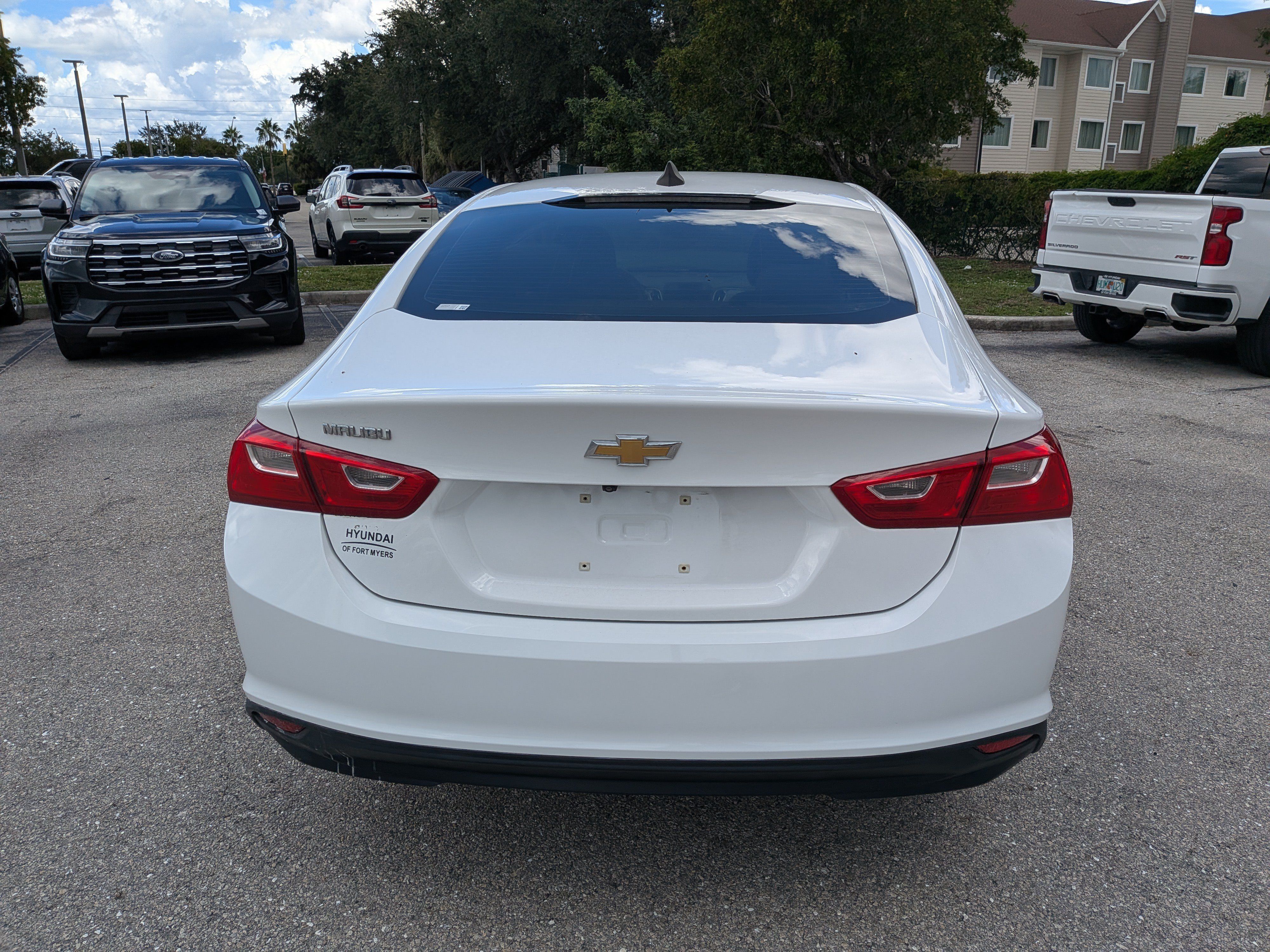 Used 2020 Chevrolet Malibu LS FWD image 5