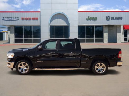 Used 2023 RAM 1500 Big Horn AWD/4WD image 3