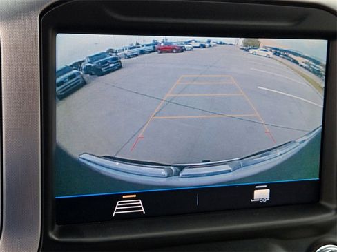 Used 2021 GMC Sierra 1500 SLE image 20