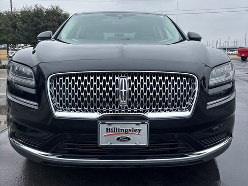 Used 2022 Lincoln Nautilus Reserve w/ Equipment Group 201A image 9