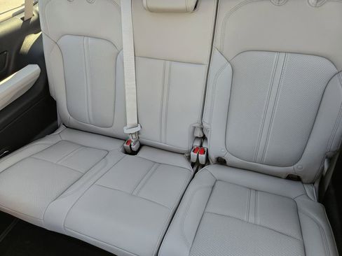 New 2026 Jeep Grand Wagoneer L Limited AWD/4WD image 16