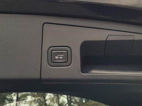 Used 2020 Cadillac XT4 Sport image 9