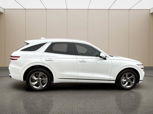 Certified 2026 Genesis GV70 2.5T Advanced image 6