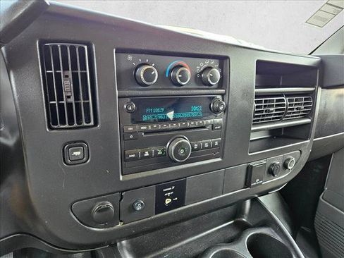 Used 2015 Chevrolet Express 2500 LS RWD image 13
