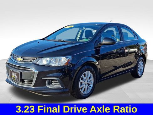 Used 2020 Chevrolet Sonic LT image 3
