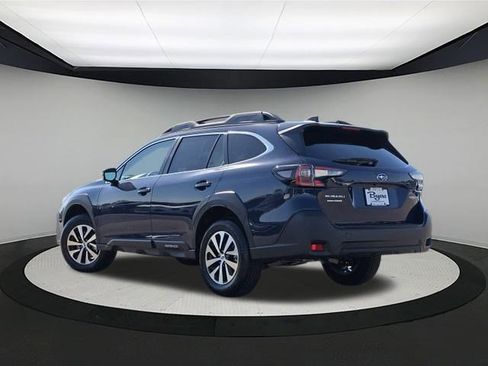 New 2025 Subaru Outback Premium image 5