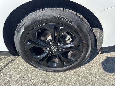 Used 2025 Honda Accord SE image 13