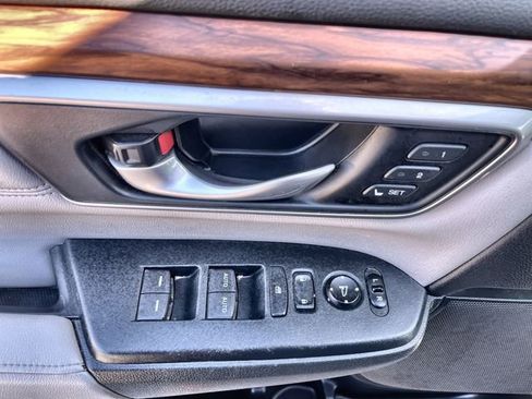 Used 2022 Honda CR-V EX-L image 17