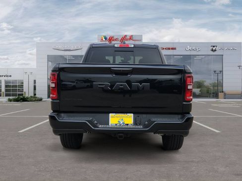 New 2026 RAM 1500 2WD Crew Cab image 4