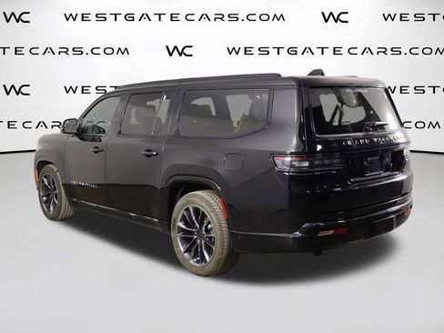 Used 2025 Jeep Grand Wagoneer L Series III w/ Rear Seat Video Group 1 AWD/4WD image 55