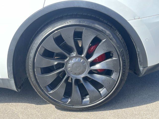 Used 2022 Tesla Model Y Performance AWD/4WD image 11