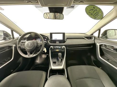 Used 2025 Toyota RAV4 LE image 3