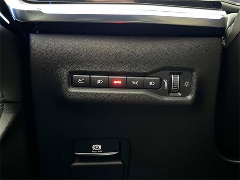 Used 2025 Jeep Wagoneer S Launch Edition image 27