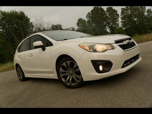 Used 2013 Subaru Impreza 2.0i Sport Premium w/ Popular Pkg 1 AWD/4WD image 1