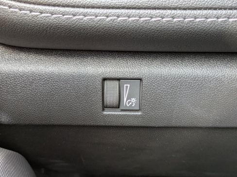 New 2025 Chevrolet Colorado W/T w/ WT Convenience Package II image 17