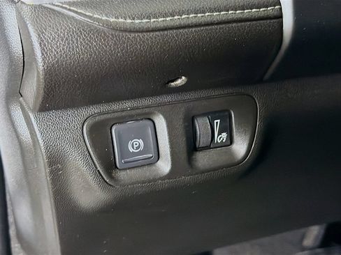 Used 2019 GMC Acadia SLE AWD/4WD image 11