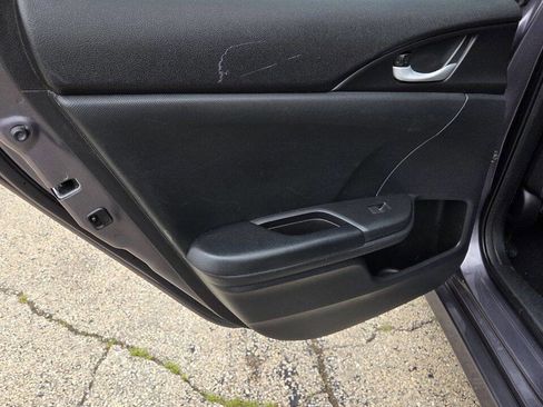 Used 2020 Honda Civic Sport image 17