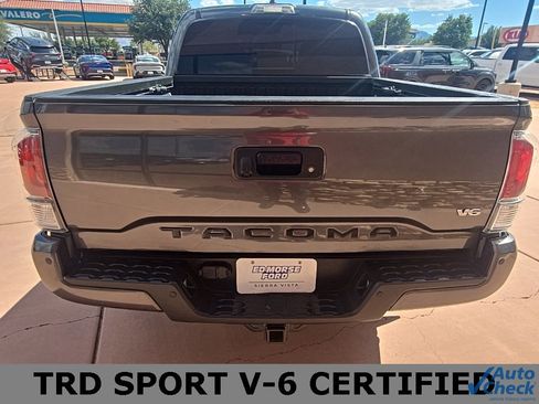 Used 2022 Toyota Tacoma TRD Sport image 6