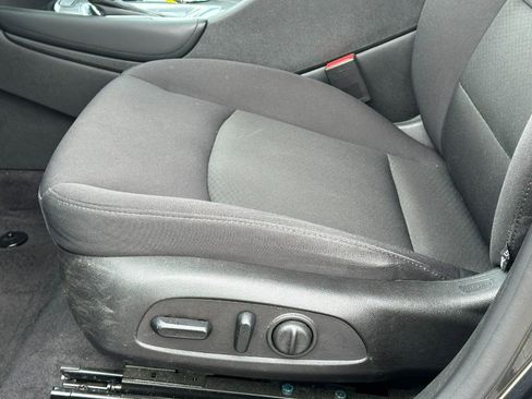 Used 2017 Chevrolet Malibu LT w/ Driver Confidence Package image 17