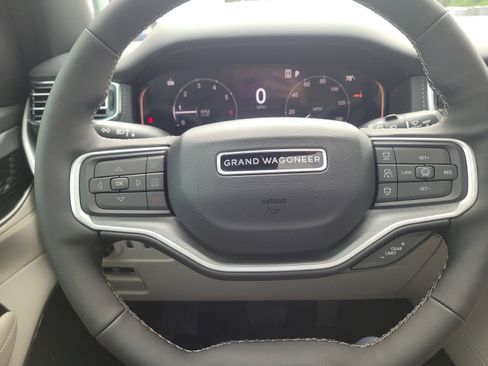 New 2026 Jeep Grand Wagoneer L Limited AWD/4WD image 29