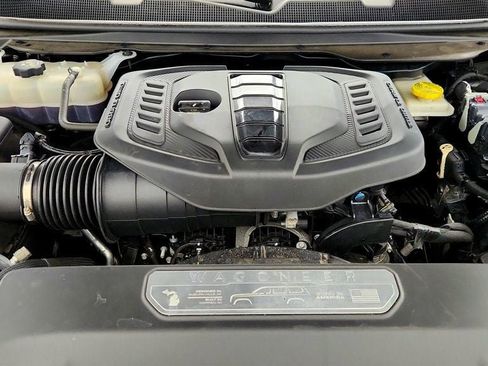 Used 2023 Jeep Wagoneer Series II w/ Premium Group I image 27