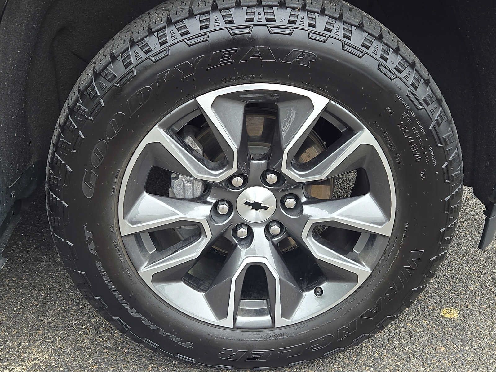 Used 2024 Chevrolet Silverado 1500 RST w/ Z71 Off-Road Package AWD/4WD image 8