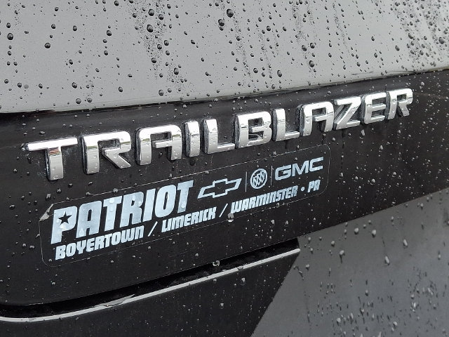 Used 2023 Chevrolet TrailBlazer LT FWD image 31