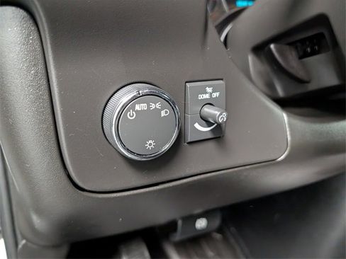 Used 2024 GMC Savana 2500 w/ Driver Convenience Package image 12