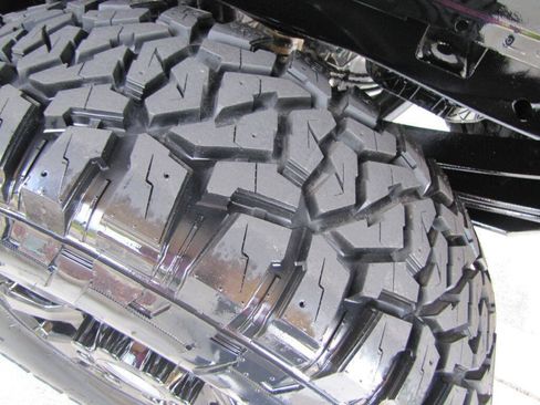 Used 2024 Ford F250 XLT w/ FX4 Off-Road Package AWD/4WD image 35