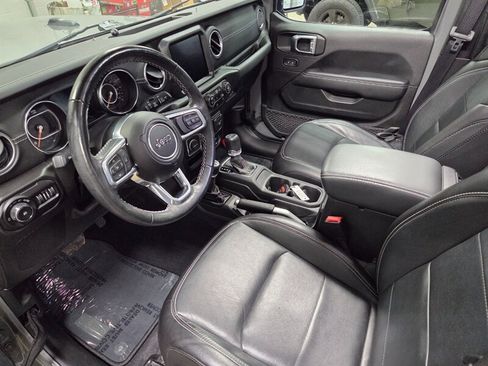 Used 2022 Jeep Wrangler Unlimited Sahara w/ LED Lighting Group AWD/4WD image 42