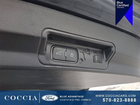 Certified 2022 Ford Explorer XLT w/ Equipment Group 202A image 31