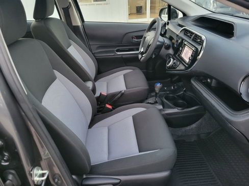 Used 2018 Toyota Prius C Two image 17