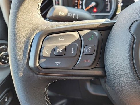 New 2025 Jeep Gladiator Rubicon w/ Convenience Group image 22