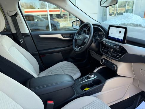 Used 2022 Ford Escape SE image 22