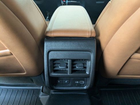 Used 2023 Cadillac XT4 Sport FWD image 19