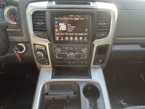 Used 2017 RAM 1500 Big Horn image 16